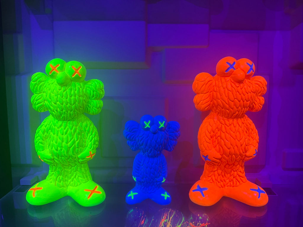 Neon Totem Trio – Blacklight Edition (11” + 7”+ 11")