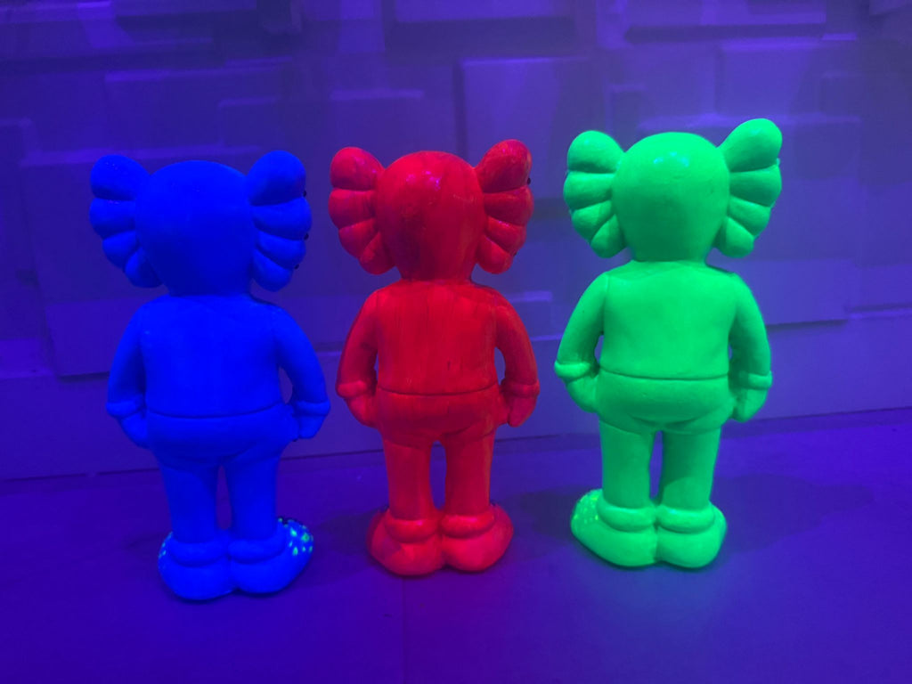 🟢 Neon Trinity Companion – 10” Blacklight Edition