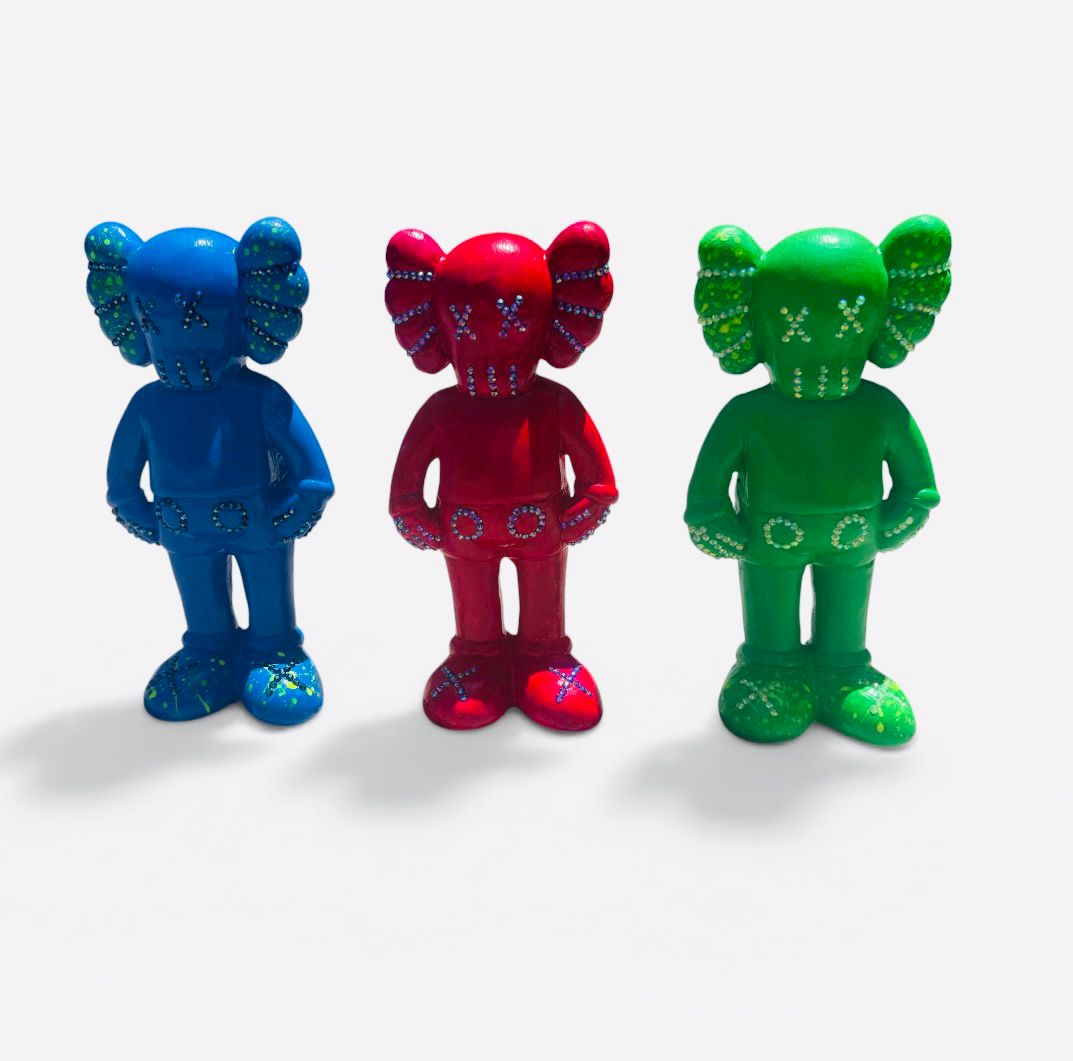 🟢 Neon Trinity Companion – 10” Blacklight Edition